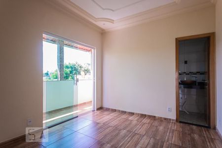 Suíte de casa à venda com 2 quartos, 250m² em Céu Azul, Belo Horizonte
