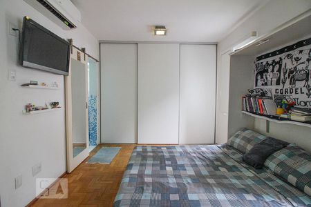 Sala / Quarto de kitnet/studio para alugar com 1 quarto, 40m² em Bixiga, São Paulo