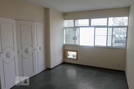 Quarto 1 de apartamento para alugar com 3 quartos, 154m² em Ipanema, Rio de Janeiro