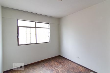 quarto 2 de apartamento para alugar com 2 quartos, 50m² em Rebouças, Curitiba