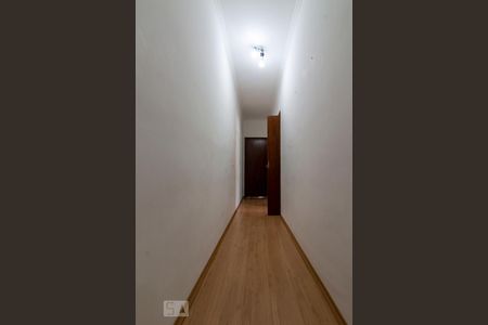 Corredor de casa à venda com 2 quartos, 110m² em Jardim São Nicolau, São Paulo