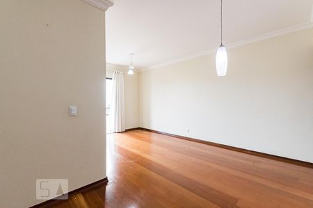 Sala de apartamento à venda com 3 quartos, 55m² em Taquaral, Campinas