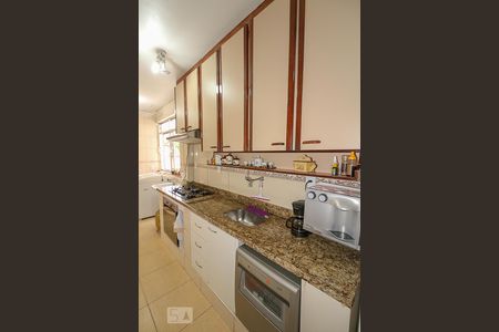 Cozinha de apartamento para alugar com 2 quartos, 70m² em Vista Alegre, Rio de Janeiro