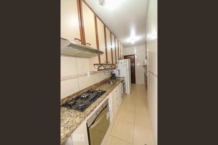 Cozinha de apartamento para alugar com 2 quartos, 70m² em Vista Alegre, Rio de Janeiro