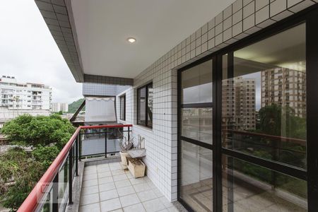 Varanda Sala (1º andar) de apartamento à venda com 3 quartos, 185m² em Freguesia, Rio de Janeiro