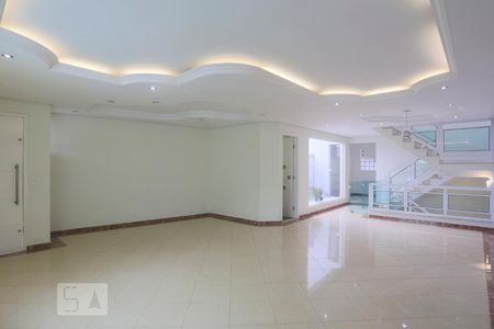 Sala de casa à venda com 3 quartos, 320m² em Vila Brasílio Machado, São Paulo