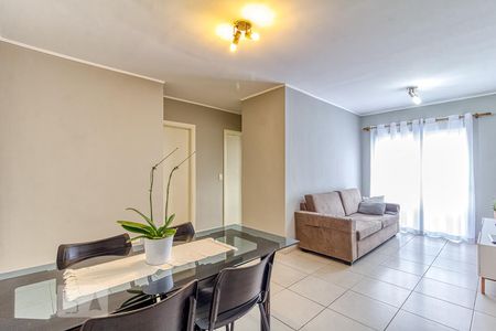 Sala de apartamento para alugar com 2 quartos, 70m² em Vila Olímpia, São Paulo