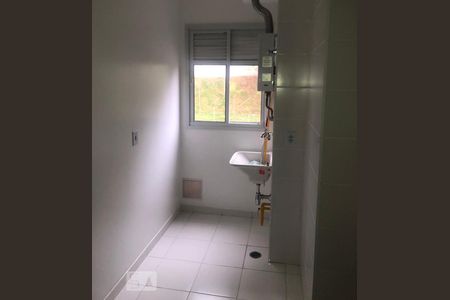 Area de serviço de apartamento para alugar com 2 quartos, 47m² em Jardim Monte Alegre, Taboão da Serra