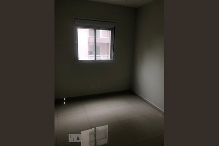 Quarto de apartamento para alugar com 2 quartos, 47m² em Jardim Monte Alegre, Taboão da Serra