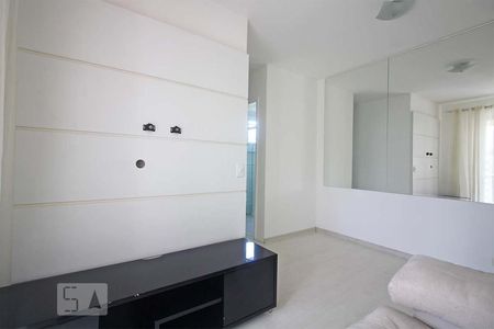 Sala de apartamento para alugar com 2 quartos, 48m² em Jardim Ampliação, São Paulo