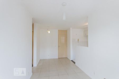 Sala de apartamento para alugar com 2 quartos, 52m² em Jacarepaguá, Rio de Janeiro