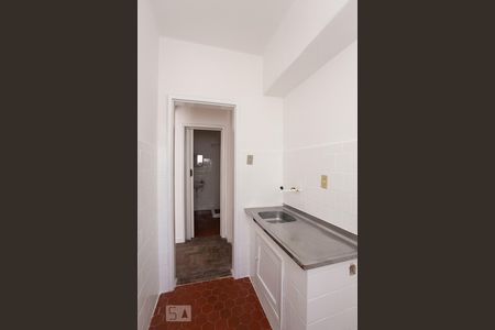 Cozinha de kitnet/studio para alugar com 1 quarto, 27m² em Centro Histórico, Porto Alegre