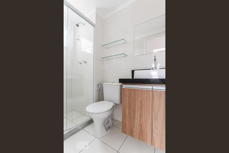 Banheiro de apartamento para alugar com 2 quartos, 42m² em Piraporinha, Diadema
