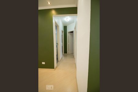 Corredor de apartamento para alugar com 3 quartos, 95m² em Vila Valparaíso, Santo André