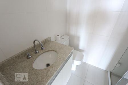 banheiro de apartamento para alugar com 2 quartos, 77m² em Jardim Monte Kemel, São Paulo