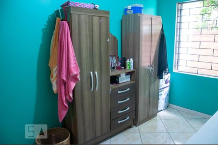 Quarto 1 de apartamento para alugar com 2 quartos, 57m² em Partenon, Porto Alegre