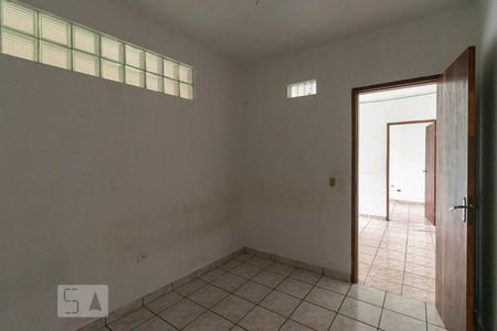 Quarto 2 de casa para alugar com 2 quartos, 60m² em Jardim Matarazzo, São Paulo