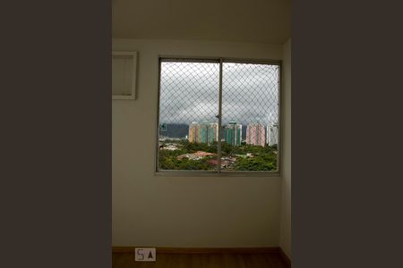 Quarto de apartamento para alugar com 2 quartos, 81m² em Barra da Tijuca, Rio de Janeiro