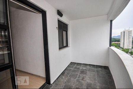 Varanda Sala de apartamento para alugar com 3 quartos, 61m² em Jacarepaguá, Rio de Janeiro