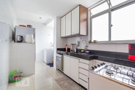 Apartamento à venda com 4 quartos, 167m² em Manacás, Belo Horizonte