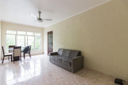 Sala de casa para alugar com 5 quartos, 150m² em Vila Paiva, São Paulo