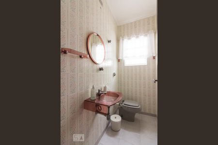 Lavabo de casa para alugar com 5 quartos, 150m² em Vila Paiva, São Paulo