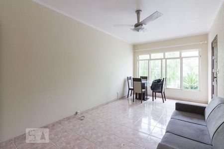 Sala de casa para alugar com 5 quartos, 150m² em Vila Paiva, São Paulo