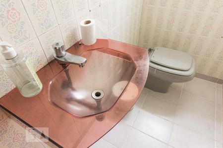 Lavabo de casa para alugar com 5 quartos, 150m² em Vila Paiva, São Paulo