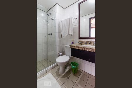 Banheiro da suíte de kitnet/studio para alugar com 1 quarto, 33m² em Indianópolis, São Paulo