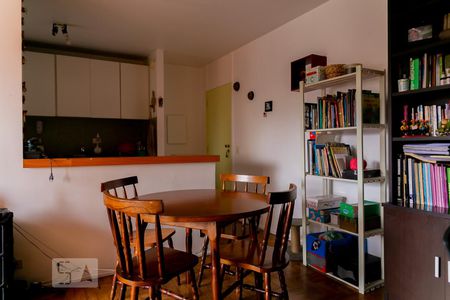 Sala de apartamento à venda com 2 quartos, 53m² em Cambuci, São Paulo