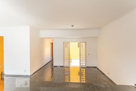 Sala de casa à venda com 3 quartos, 420m² em Vila Anglo Brasileira, São Paulo