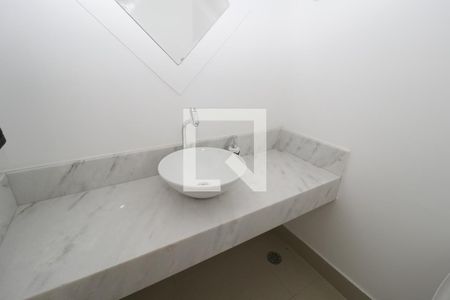 Lavabo de casa para alugar com 3 quartos, 220m² em Santana, São Paulo