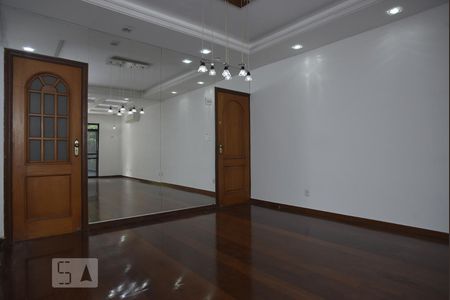 Sala de apartamento à venda com 3 quartos, 134m² em Jardim Guanabara, Rio de Janeiro