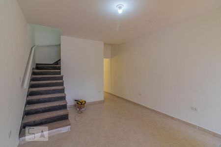 Sala de casa para alugar com 2 quartos, 146m² em Rudge Ramos, São Bernardo do Campo