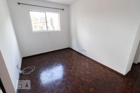 Sala de apartamento para alugar com 1 quarto, 34m² em Rebouças, Curitiba