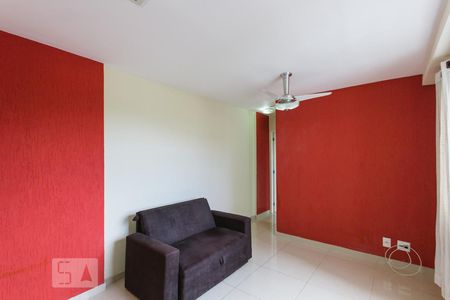 Sala de apartamento para alugar com 1 quarto, 40m² em Anil, Rio de Janeiro