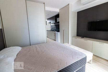 Quarto  de kitnet/studio para alugar com 1 quarto, 34m² em Vila Olímpia, São Paulo