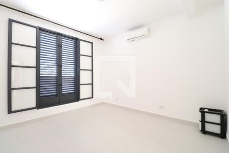 Quarto 1 de casa à venda com 2 quartos, 104m² em Água Branca, São Paulo