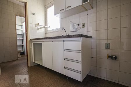 Cozinha de apartamento para alugar com 2 quartos, 74m² em Vila Industrial, Campinas