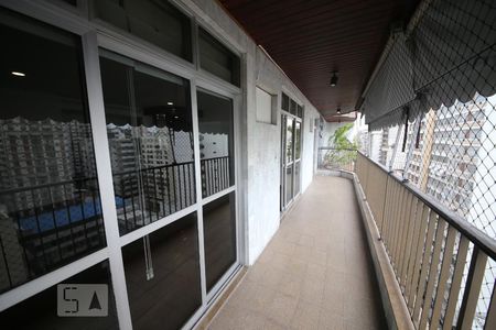 Varanda da Sala de apartamento à venda com 4 quartos, 190m² em Icaraí, Niterói