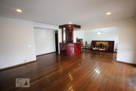 Sala de apartamento à venda com 4 quartos, 190m² em Icaraí, Niterói