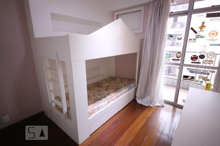 Quarto 1 de apartamento à venda com 4 quartos, 190m² em Icaraí, Niterói