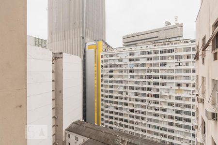 Quarto de kitnet/studio para alugar com 1 quarto, 30m² em Centro, Rio de Janeiro