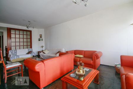 Sala de casa à venda com 6 quartos, 380m² em Vila Lúcia, São Paulo