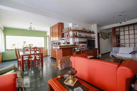 Sala de casa à venda com 6 quartos, 380m² em Vila Lúcia, São Paulo