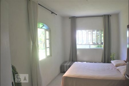 Detalhe do Quarto 01 de casa para alugar com 3 quartos, 100m² em São João do Rio Vermelho, Florianópolis