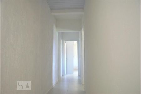 Corredor de casa para alugar com 3 quartos, 100m² em São João do Rio Vermelho, Florianópolis
