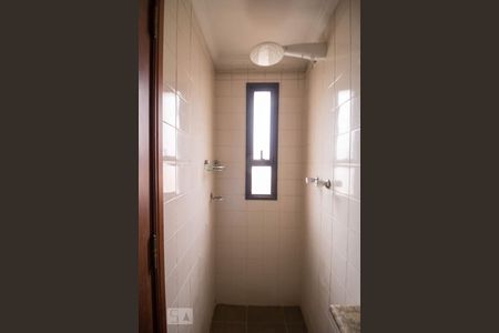Banheiro da Suite 1 de apartamento à venda com 3 quartos, 192m² em Parque das Nações, Santo André