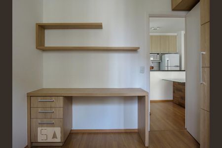 QUARTO 1 de apartamento para alugar com 2 quartos, 57m² em Jardim D’abril, Osasco