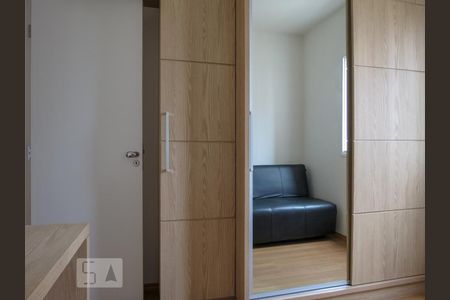 QUARTO 1 de apartamento para alugar com 2 quartos, 57m² em Jardim D’abril, Osasco